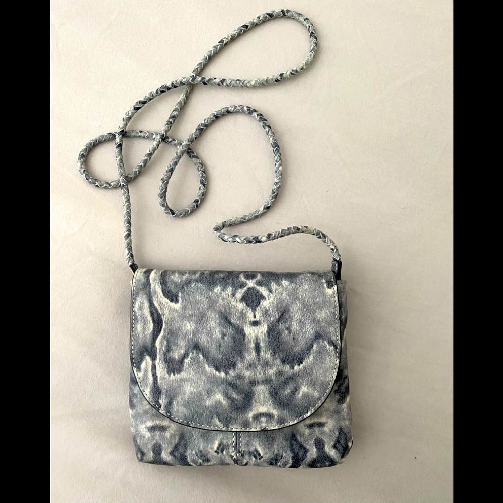 Banana Republic small leather handbag